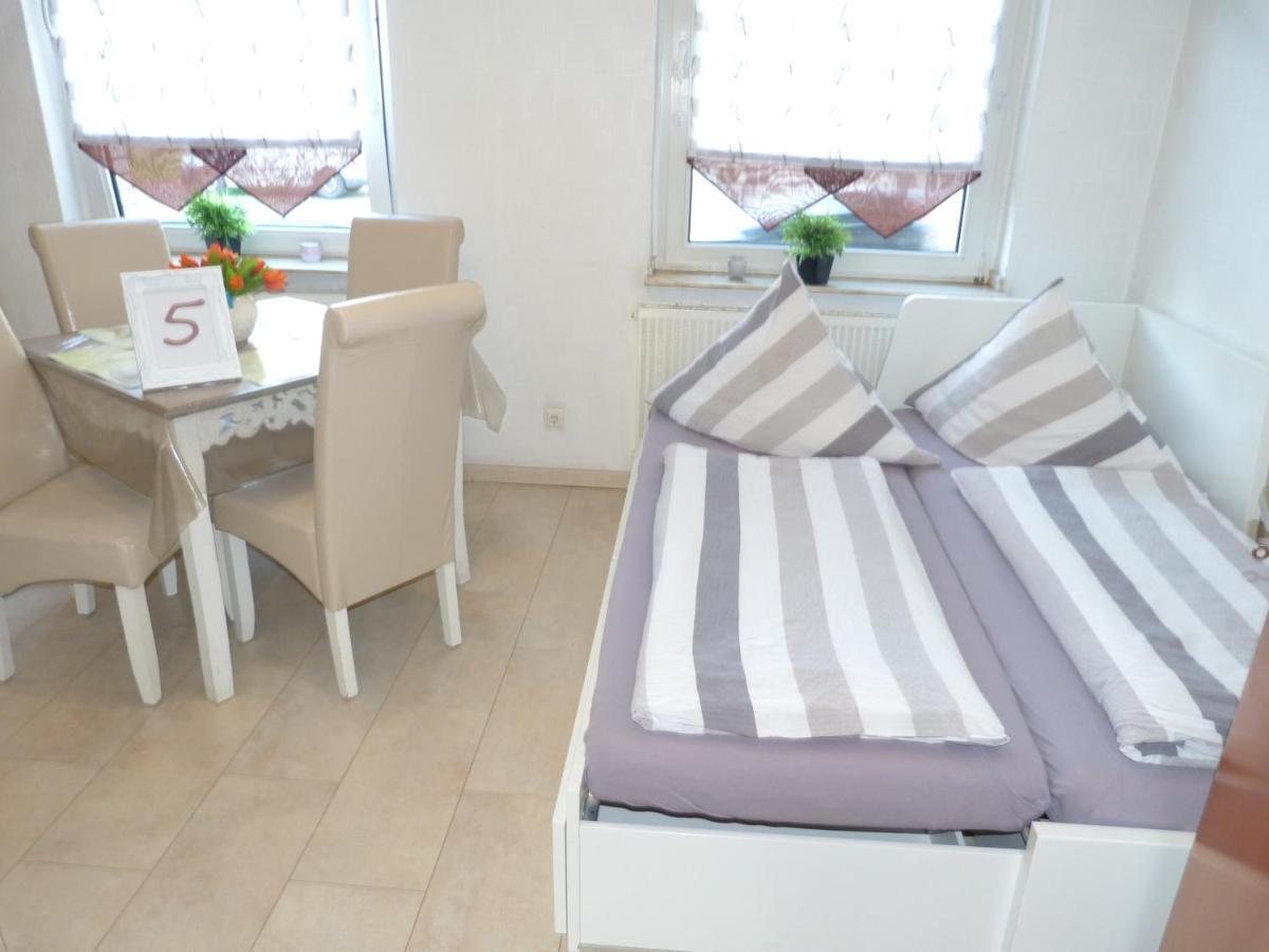 5X Balkon-Apartments Mit Kueche 40-65Qm Ruhrgebietferienwohnung Dobry-Fuchs 奥伯豪森 外观 照片